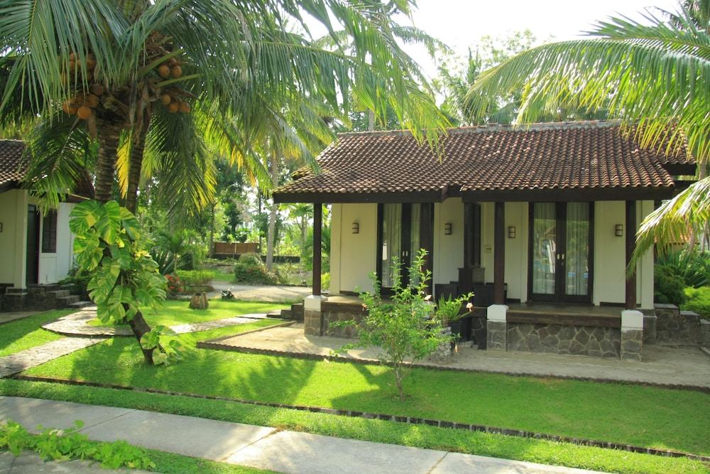 Grand Elty Krakatoa Hotel Kalianda Exterior foto