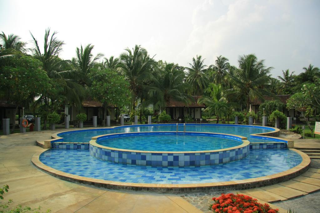 Grand Elty Krakatoa Hotel Kalianda Exterior foto